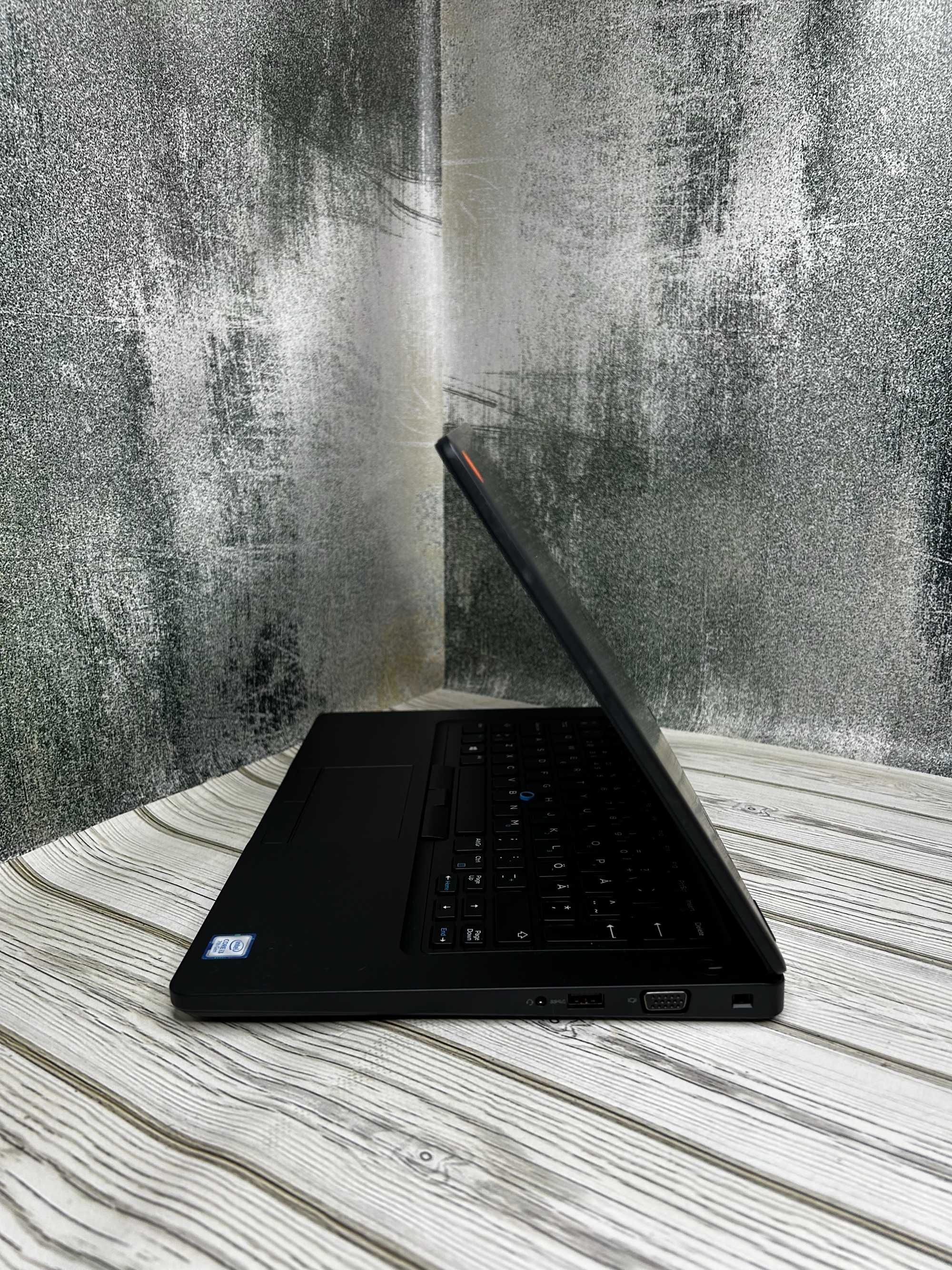 Ноутбук Dell Latitude 5490 14" FHD\I3-8130U\8 GB\SSD 256\Гарантія 9м