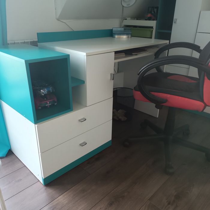 Sprzedam meble  cały zestaw do pokoju dla dziecka