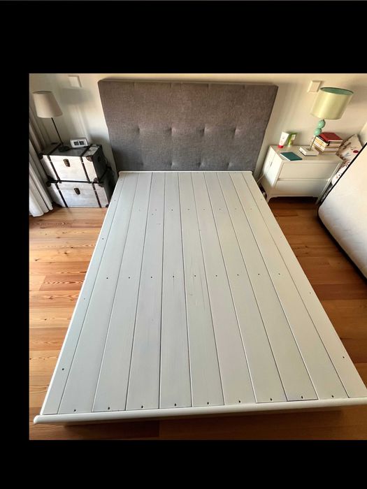 cama casal 140*200 com arrumação e cabeceira