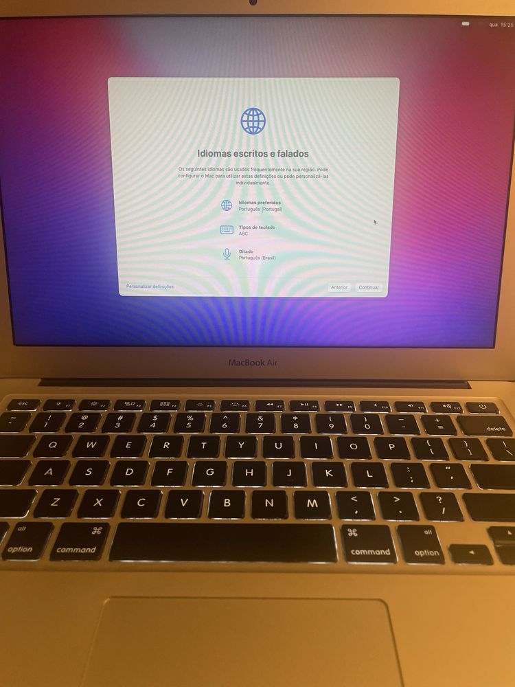 Macbook Air - muito bem cuidado *Precisa de reparação*