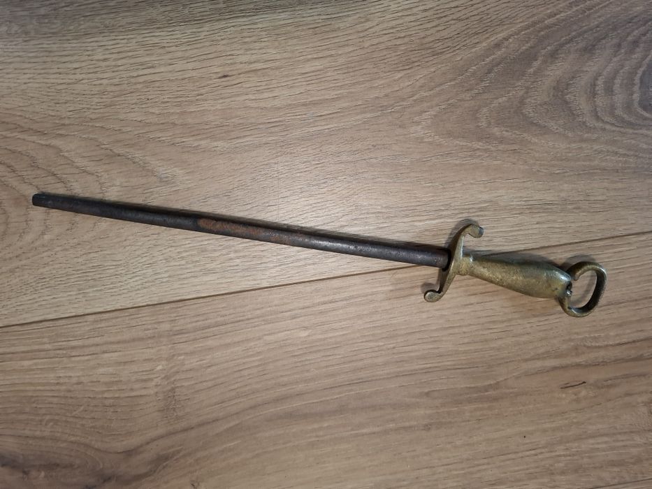 Musak przedwojenny do ostrzenia