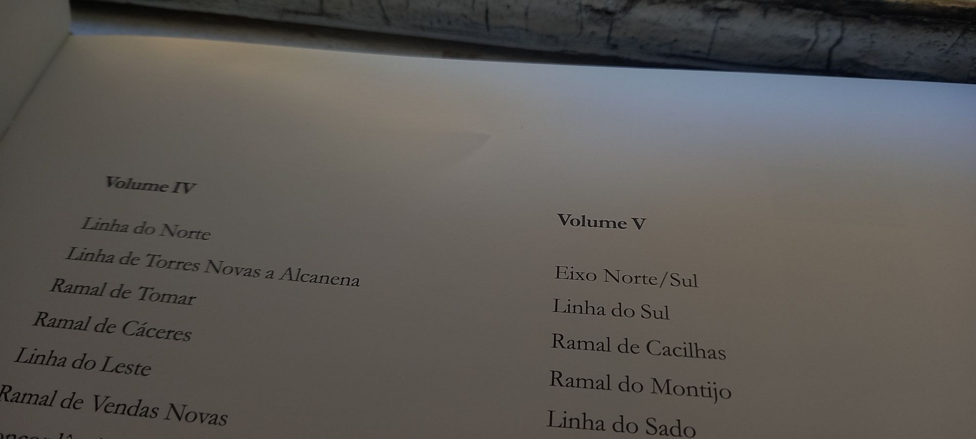 Livro "Comboios em Portugal -Volume 2" CP