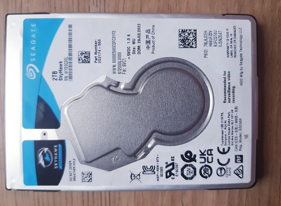 Dysk twardy HDD  2 TB 2,5' Seagate Skyhawk PC Laptop Xbox PS4 NAS