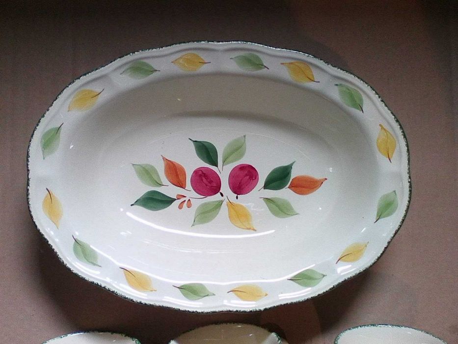 Travessa + 6 canecas