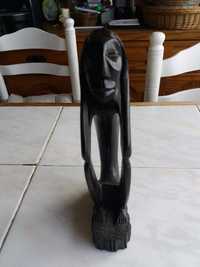 ARTE AFRICANA - ESTATUETA EM PAU PRETO - MOÇAMBIQUE - SÉC. XX