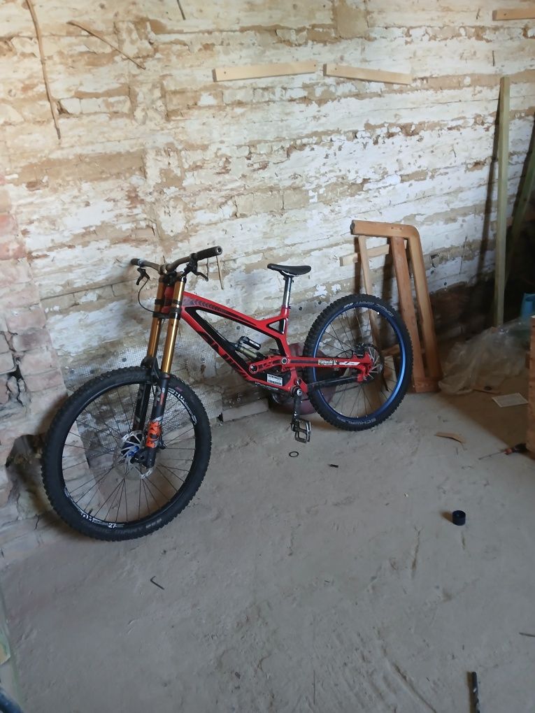 Yt tues cf pro 2015