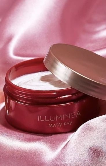 Суфле для тіла Illuminea від Mary Kay + подарунок