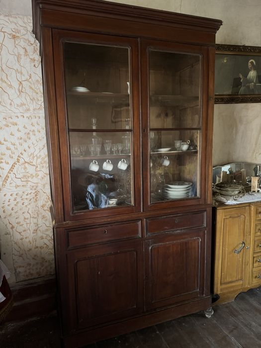 Louceiro antigo para restauro