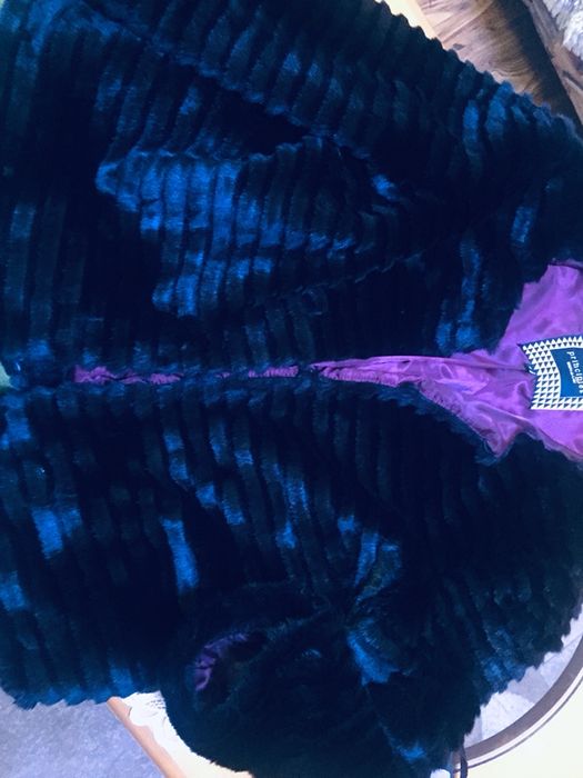 Fajne futerko  czarne