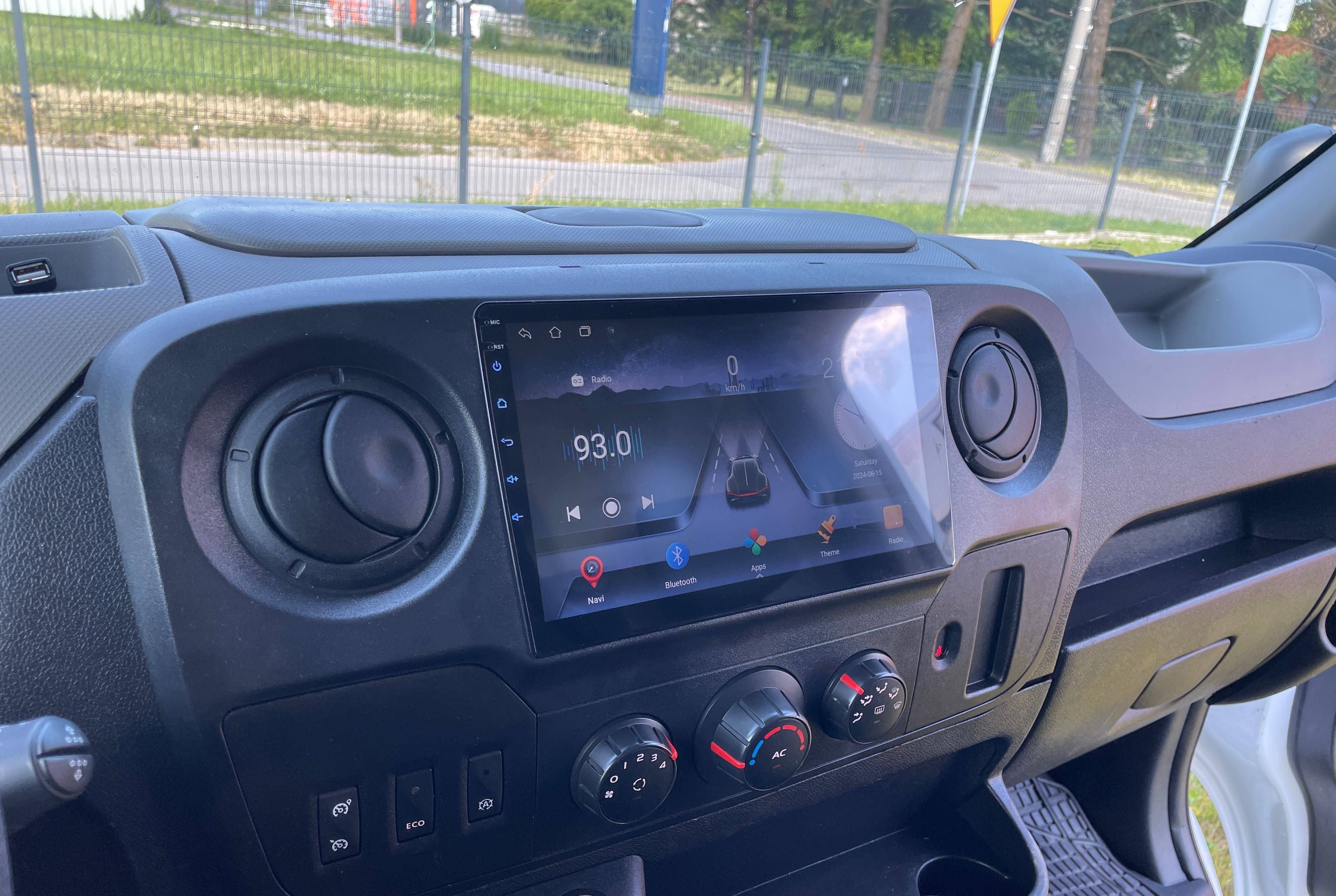 wypożyczalnia busów aut Renault Master L2H2 wolne terminy dostawczak