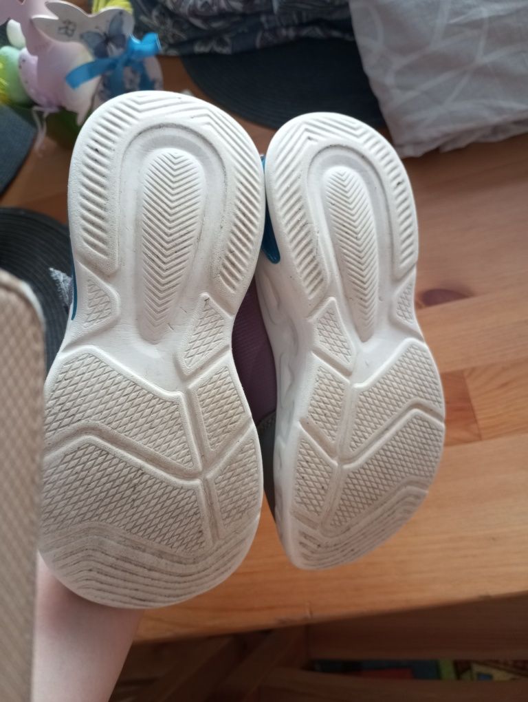 Buty dla chłopca świecące rozm 29 lidl