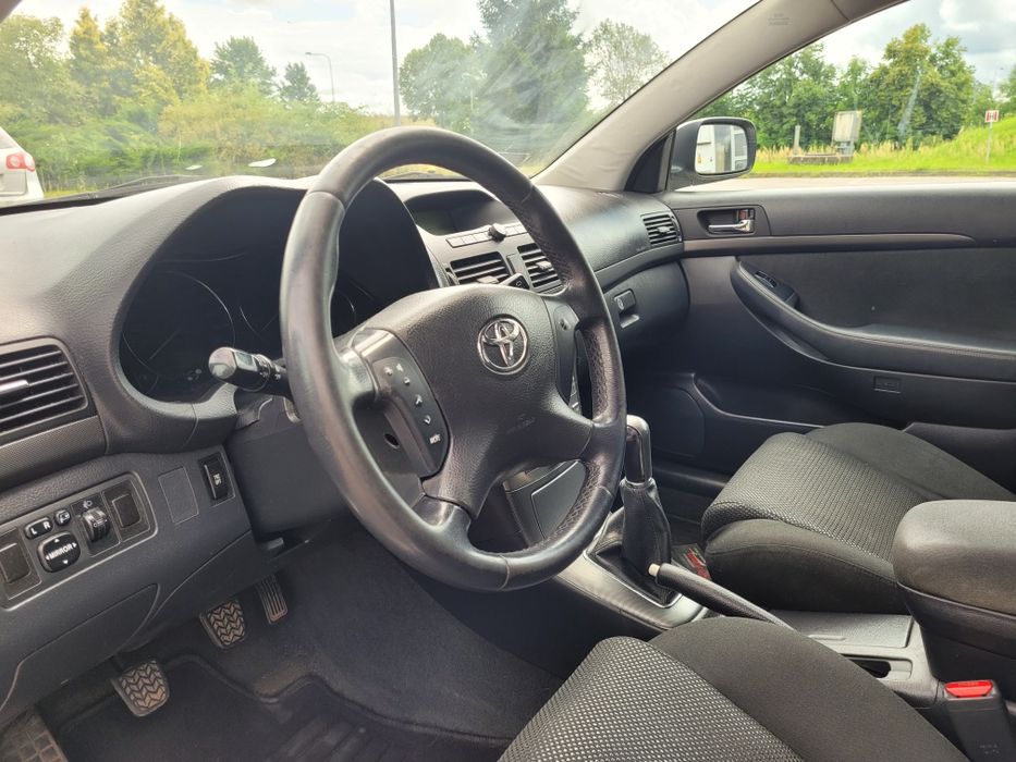 Toyota Avensis 1.8VVT-i 129km, fajny stan!