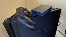 Konsola PS4 Pro 1TB (soft 9.03) + zew dysk 4TB Seagate GameDrive