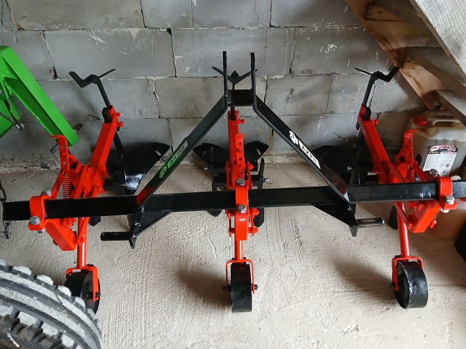 ** Obsypnik Akpil  pielnik  super stan **