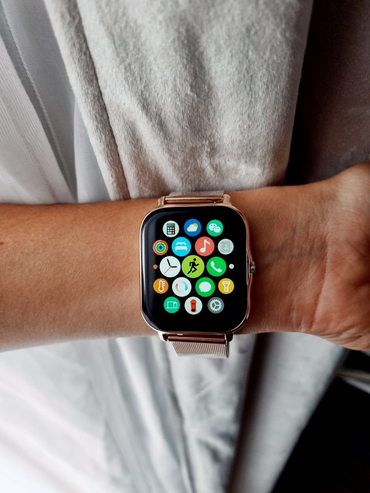 Smartwatch złoty 2 paski