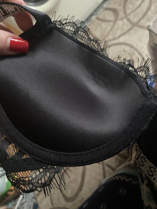 комплект Victoria's Secret : бюстгалтер і трусики зі стразами 80В