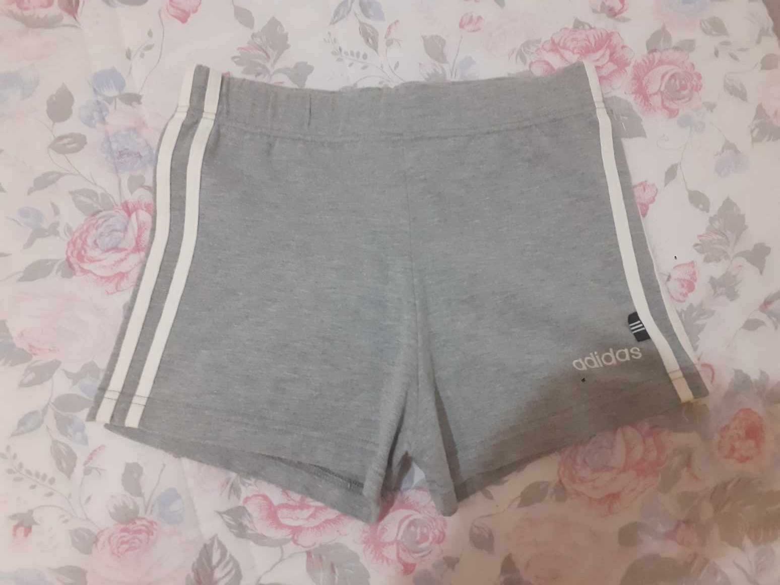 Calções da Adidas - toco ou vendo