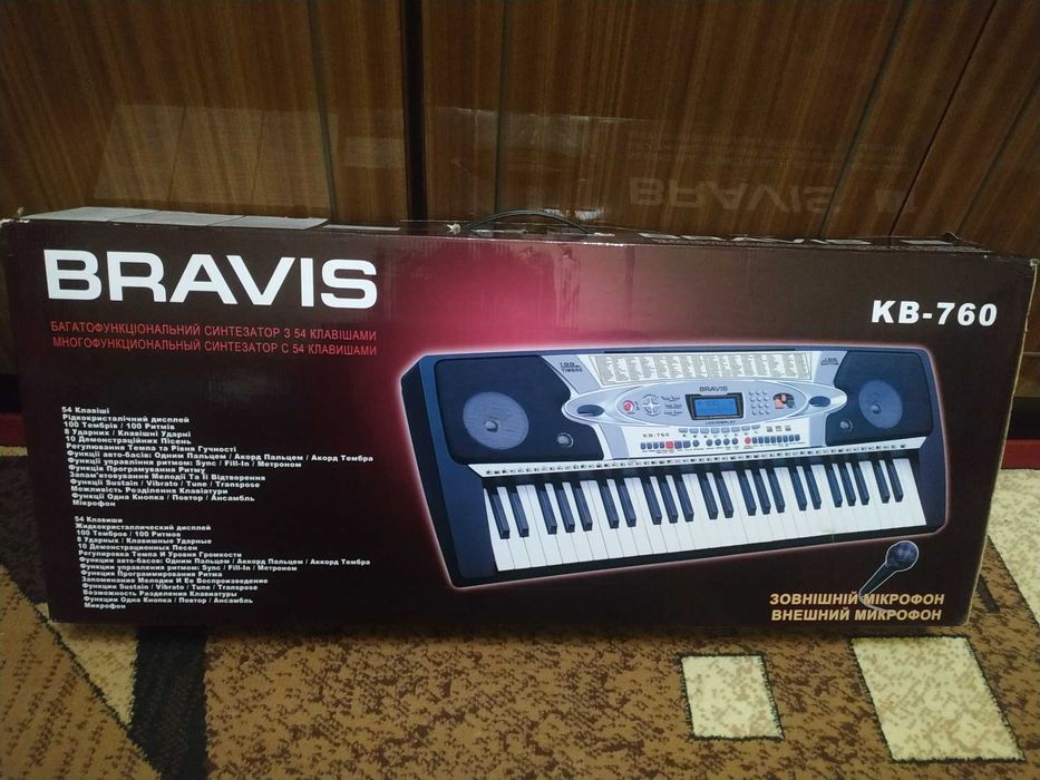 Синтезатор Bravis КВ-760