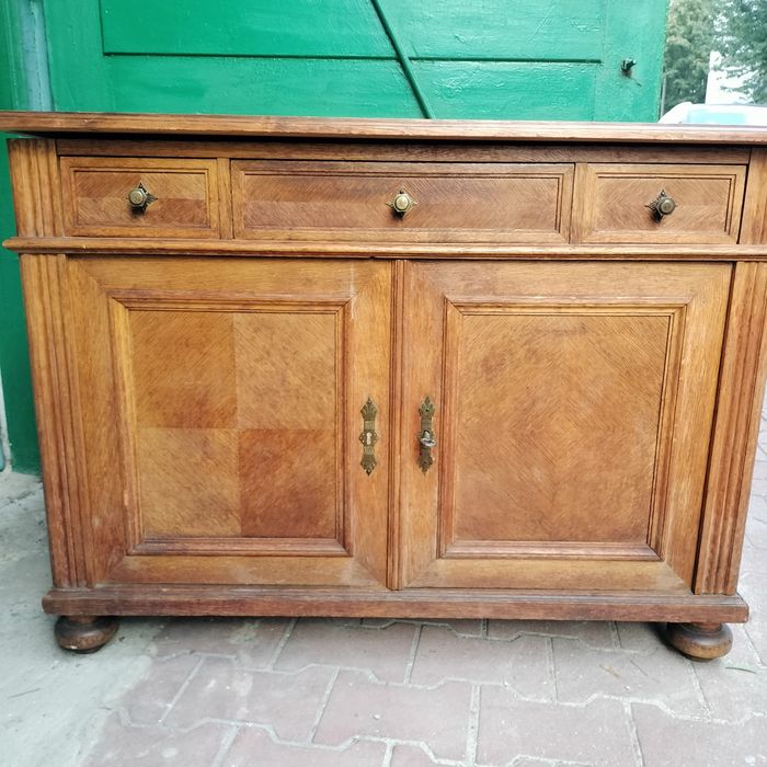 Komoda dębowa z drzwiczkami i szufladami