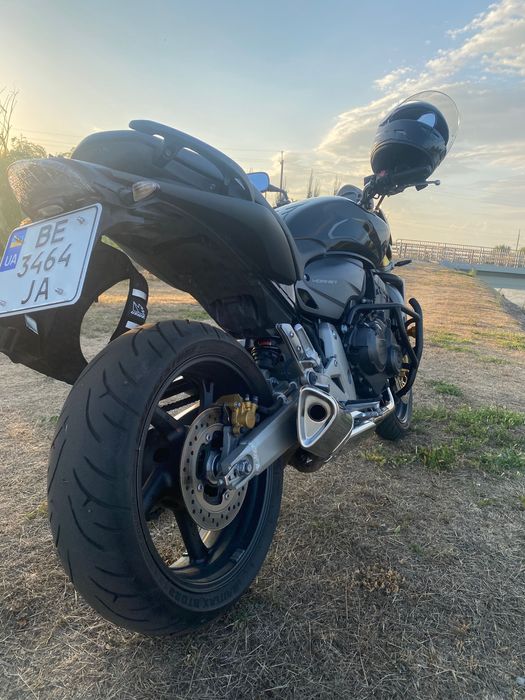 Хонда Хорнет мото стрит байк