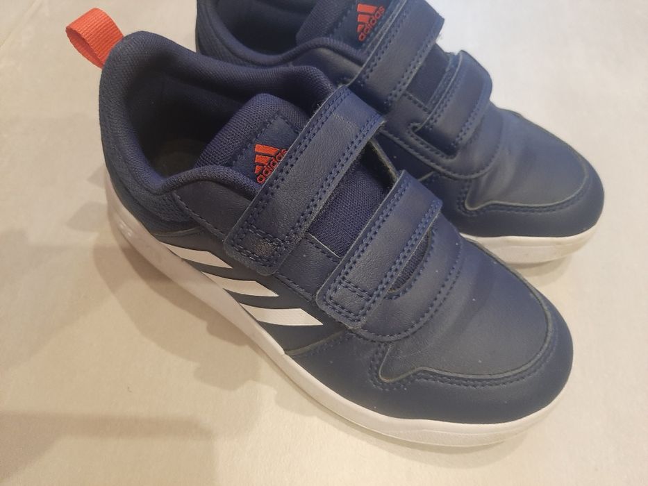 Buty dla chłopca marki Adidas