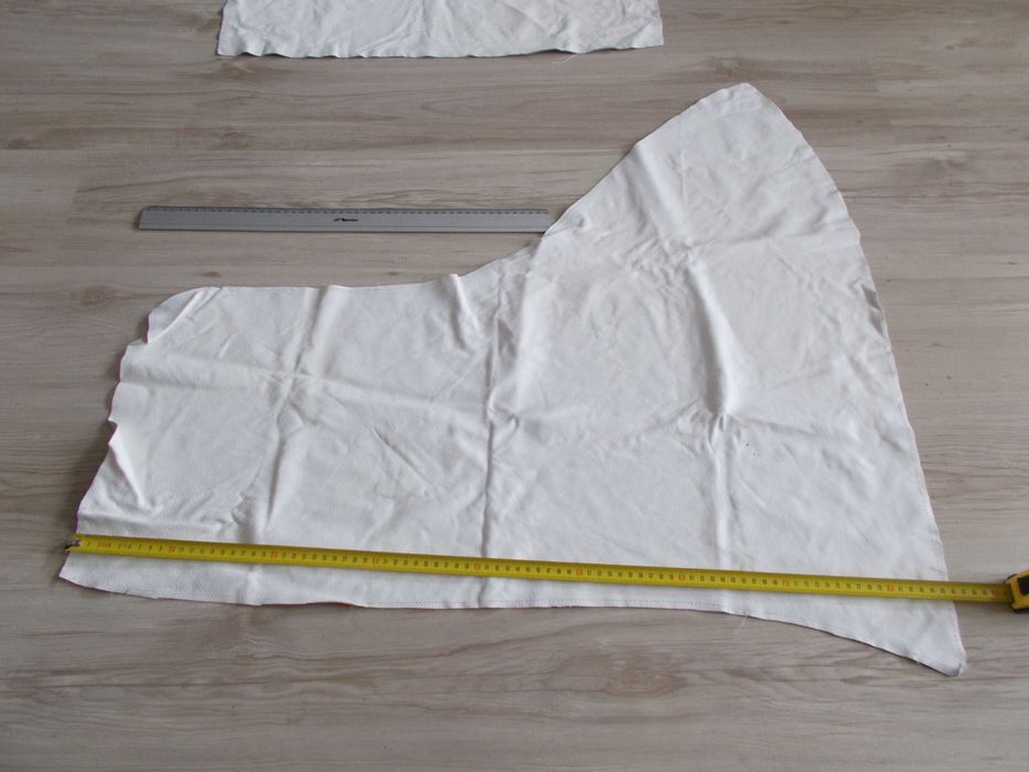 Skóra biała tapicerska