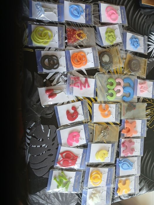 Brincos senhora e criança