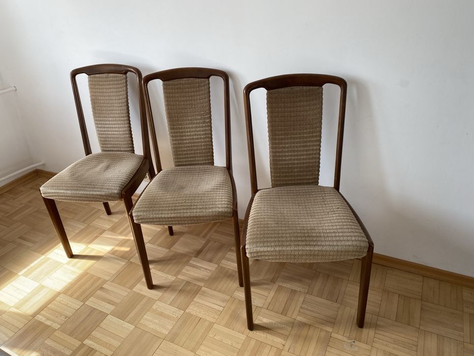 Zestaw 3 drewnianych krzeseł
