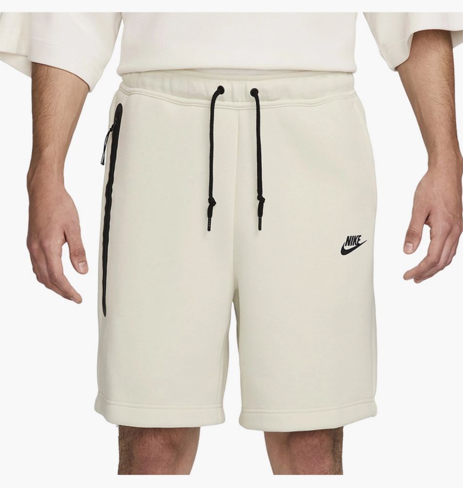 Оригінал! Чоловічі Шорти Nike Tech Fleece (M/L) / Нові з бірками!