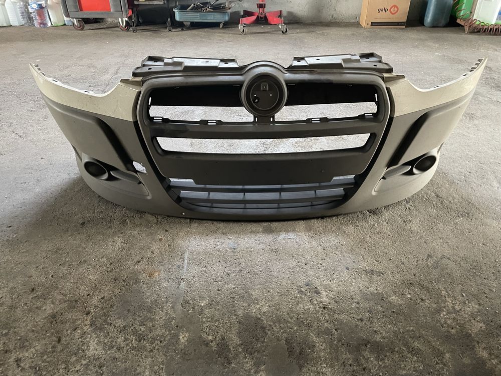 Parachoques frente Fiat Doblo 2010