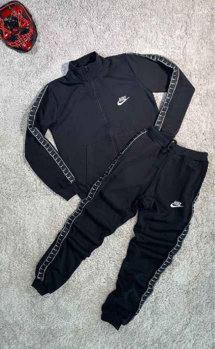 Fatos de treino s ao xl