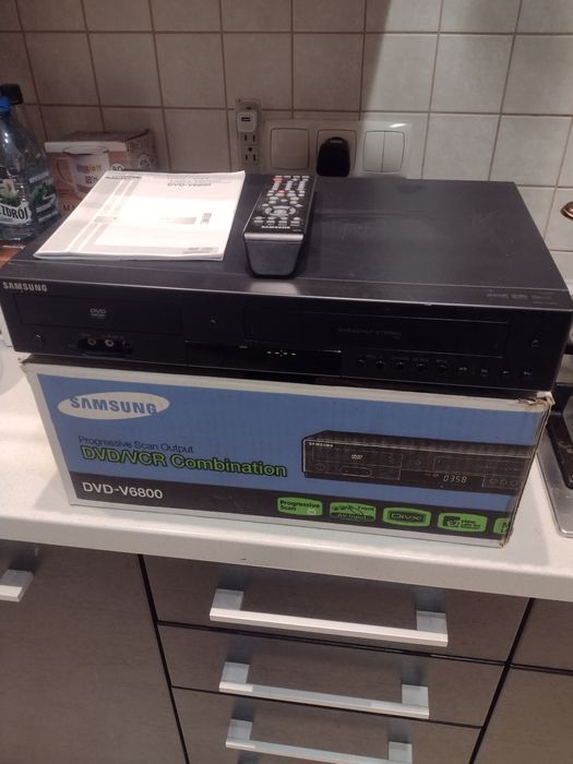 Zestaw combo DVD VCR Samsung model dvd- V6800