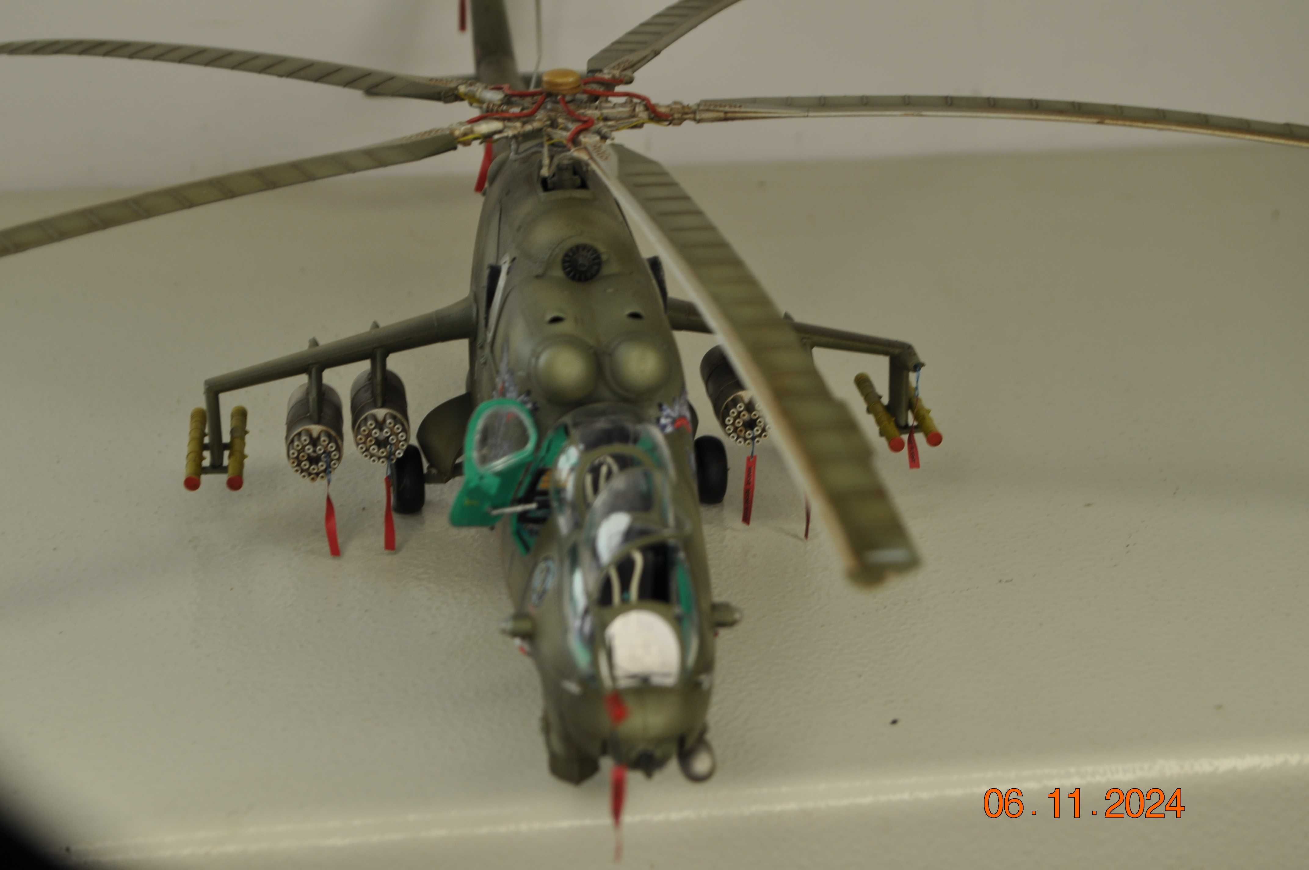 Model śmigłowca Mi-24 D HIND Husarz malowanie 2018  1/48