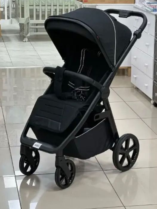 Прогулянкова коляска CARRELLO Bravo Plus CRLBlack 2024 (Каррелло Браво