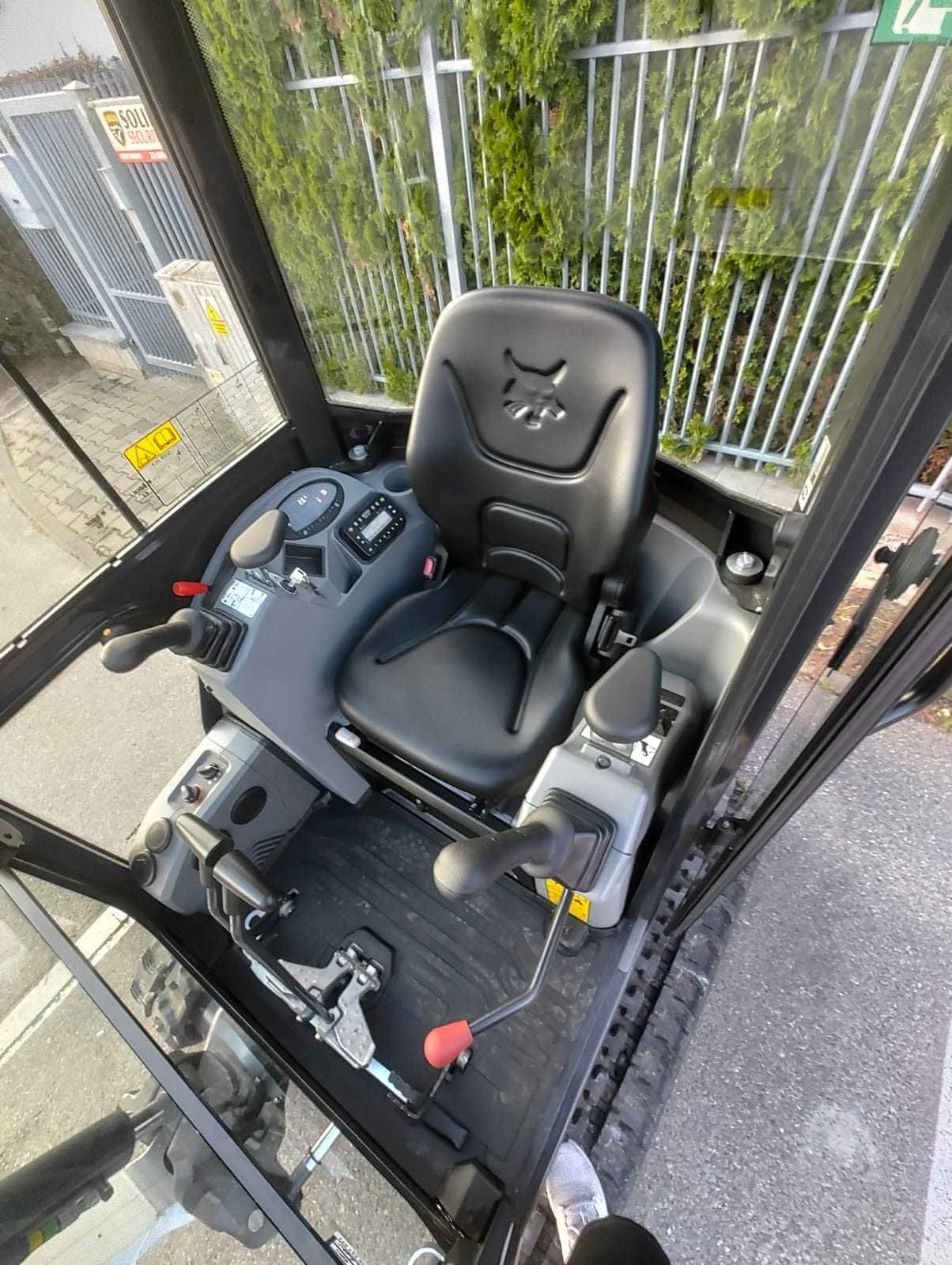 Minikoparka BOBCAT E20z ! 3 Łyżki + Szybkozłącze mechaniczne i inne !