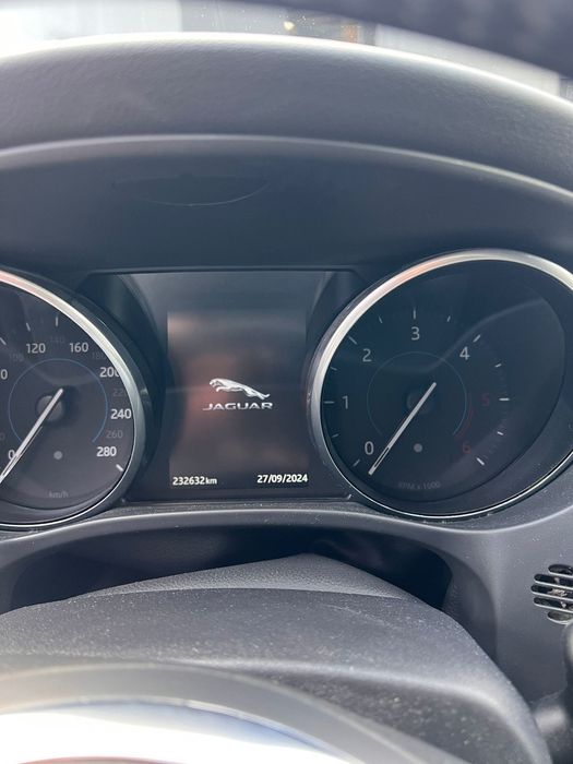 Jaguar F Pace 2.0d 180cv R -Sport