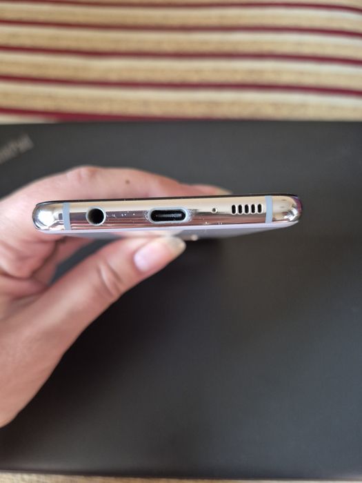 Смартфон Samsung Galaxy S10e 128Gb White NFC Оригінал
