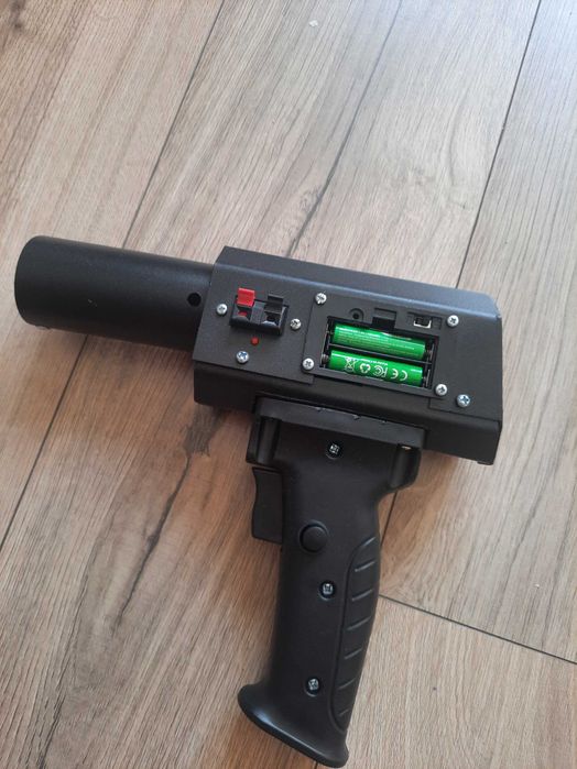 Pistolet do odpalania fontann scenicznych – profesjonalny iskrownik
