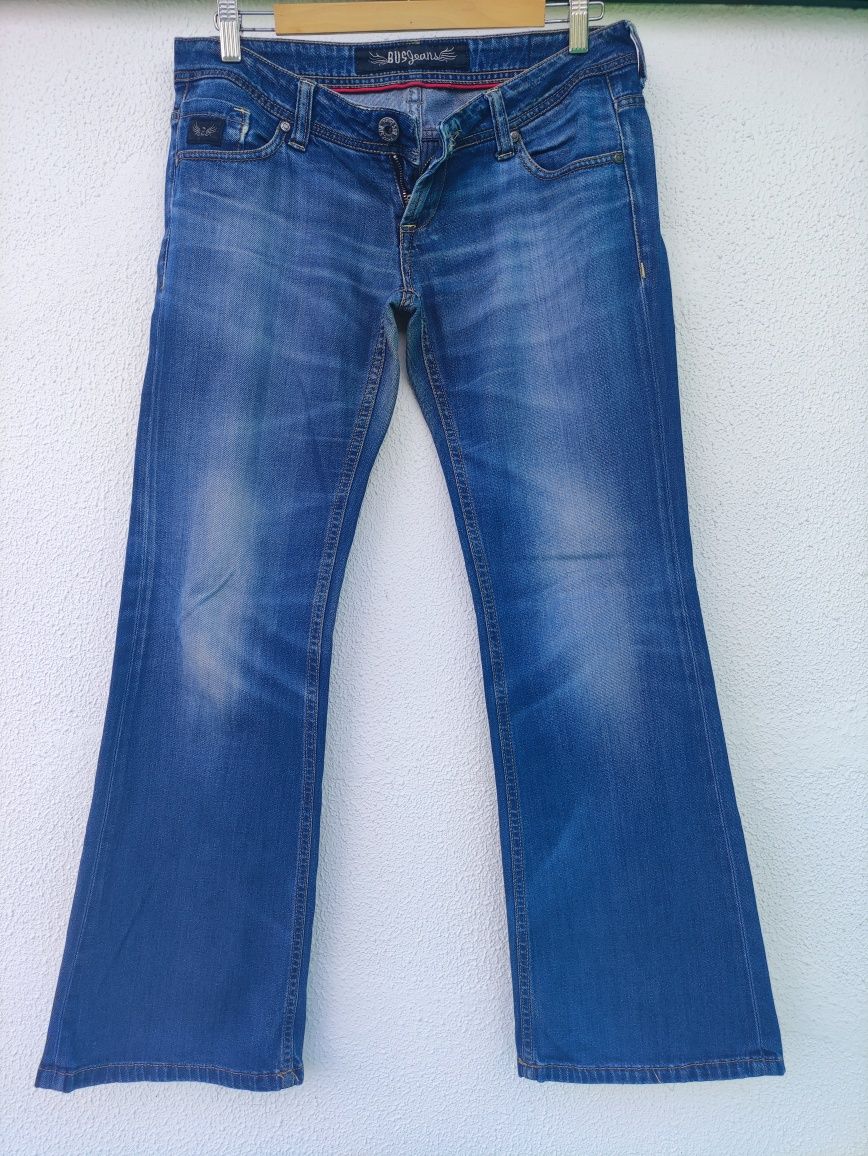 Jeans originais Bus Urban Wear.