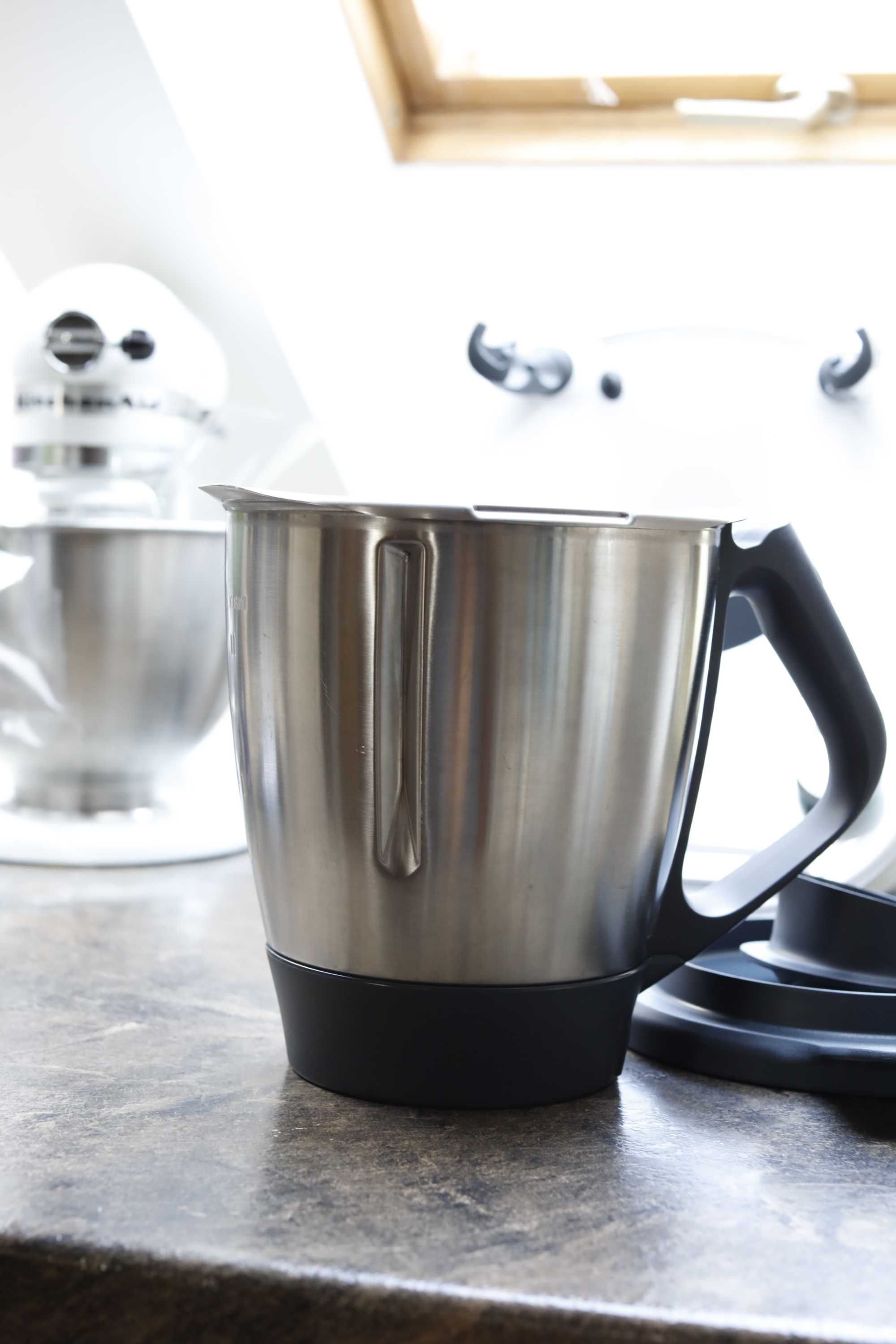 THERMOMIX Worwerk model TM6, kolor biały, stan bardzo dobry