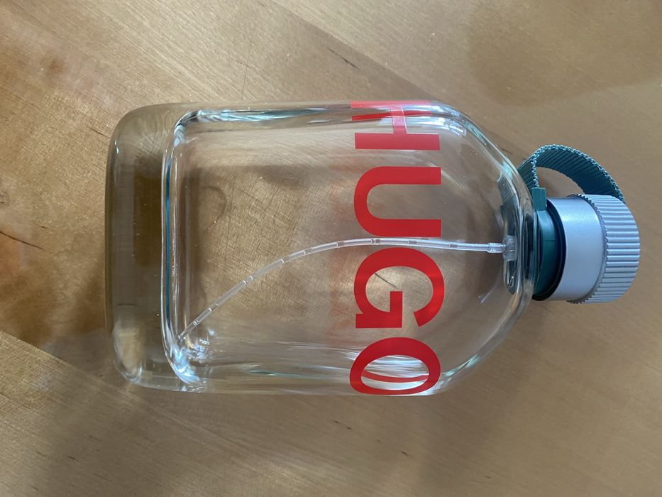 Flakon po perfumach Hugo 200 ml