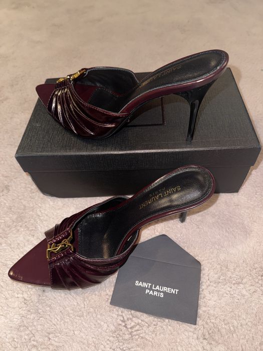 Sandalias YSL 40 Novas