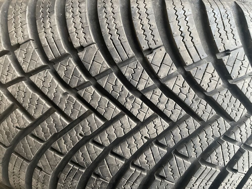 Opony zimowe Hankook i*cept RS3 205/50 R17 2022 rok DOT2522 - jak nowe