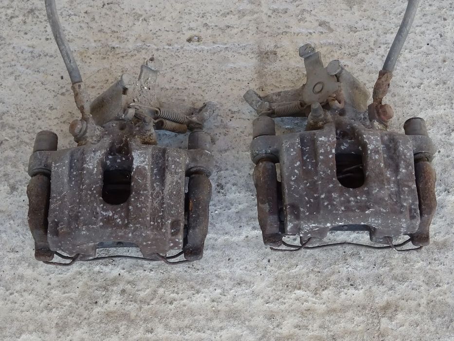 VECTRA C SIGNUM ZACISK HAMULCOWY TYLNY PRAWY LEWY TYŁ