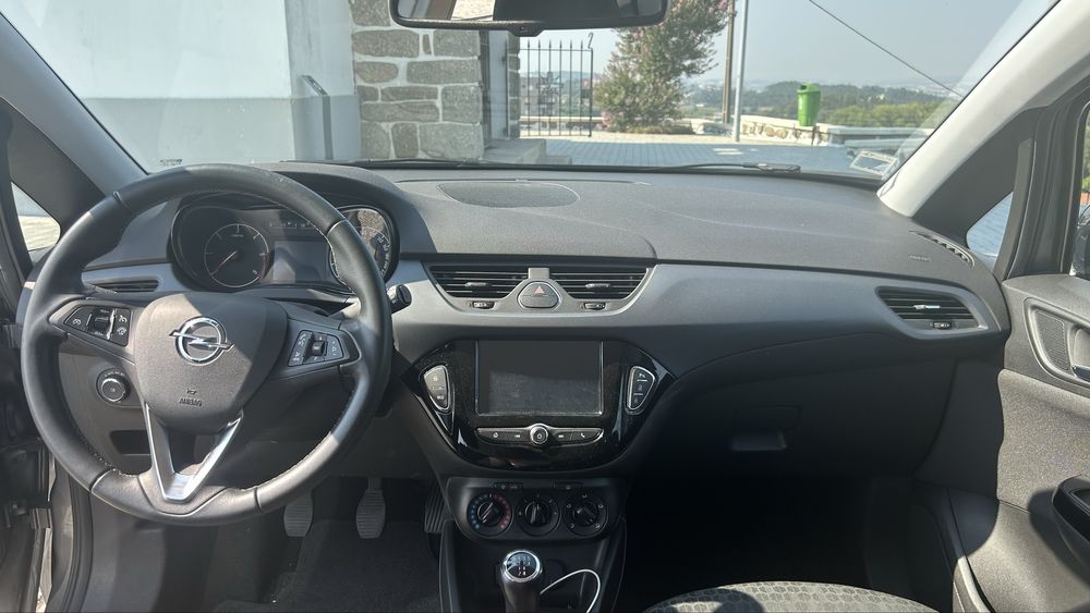 Opel Corsa EcoTecD 1.3 90cv 12/2017 com APPLECAR PLAY