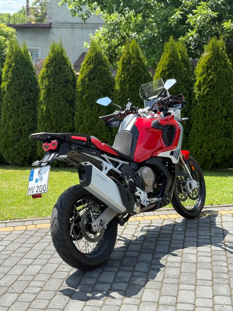 Wypozyczalnia motocykli MV Agusta Tourismo Veloce