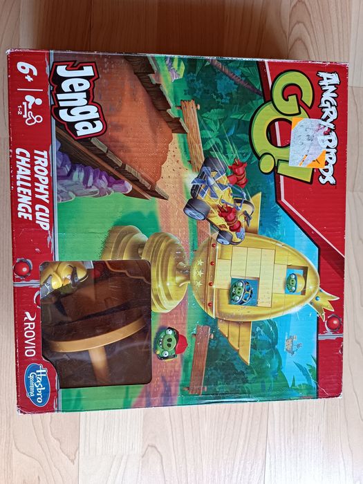 Gra Angry Birds jenga