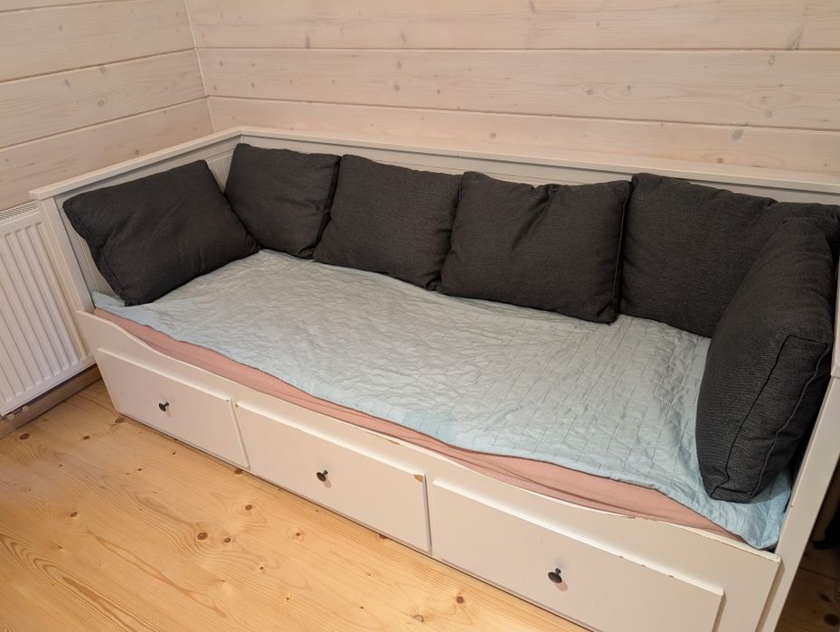 Łóżko Hemnes ikea
