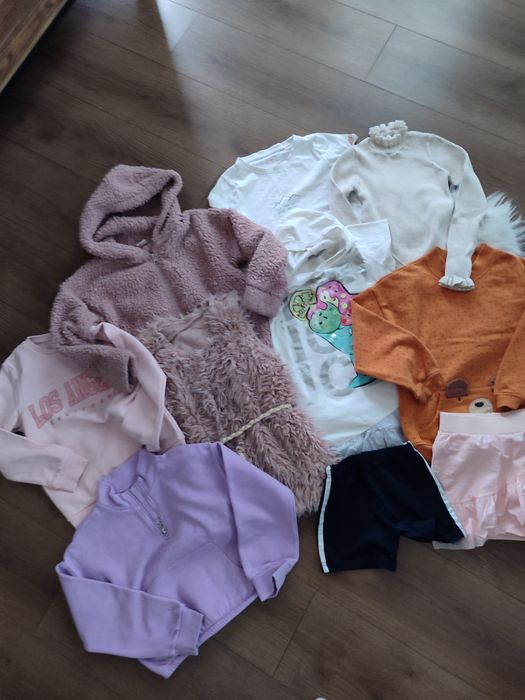 Ciuchy dla dziewczynki 116/122