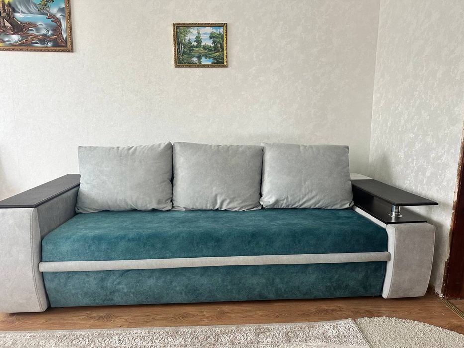 Продаю Диван в ІДЕАЛЬНОМУ стані